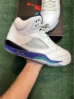 Jordan Retro 5 Grape Size 10.5